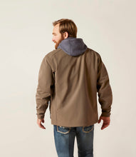 Load image into Gallery viewer, Men&#39;s Ariat Logo 2.0 Softshell Jacket - Banyan Bark
