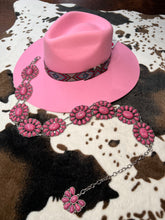 Load image into Gallery viewer, Western Kids Concho Belt - Pink
