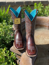 Load image into Gallery viewer, Women&#39;s Ariat Round Up Remuda Boot
