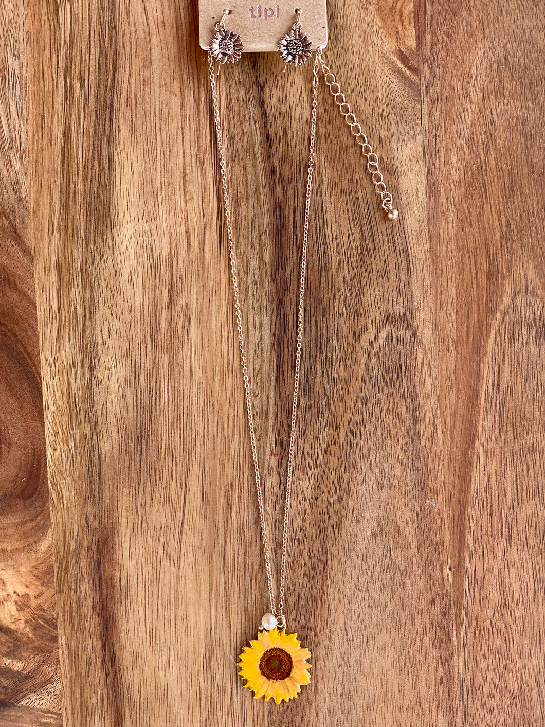 Short Sunflower Pendant with Earrings Set