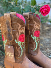 Load image into Gallery viewer, WMNS Rodeo Boots with Embroidered Rose - Square Toe
