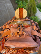 Load image into Gallery viewer, Montura Charra Cincelada
