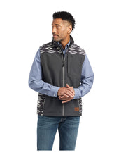 Load image into Gallery viewer, MEN&#39;S Ariat Vernon 2.0 Chimayo Softshell Vest #10042188
