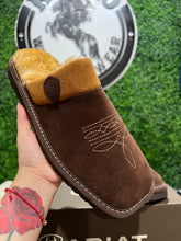 Load image into Gallery viewer, Mens Ariat Silversmith Square Toe in Chocolate
