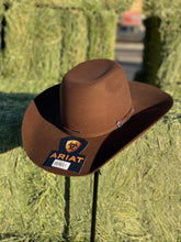 Load image into Gallery viewer, Kids Ariat High Top Wool Tejana in Brown
